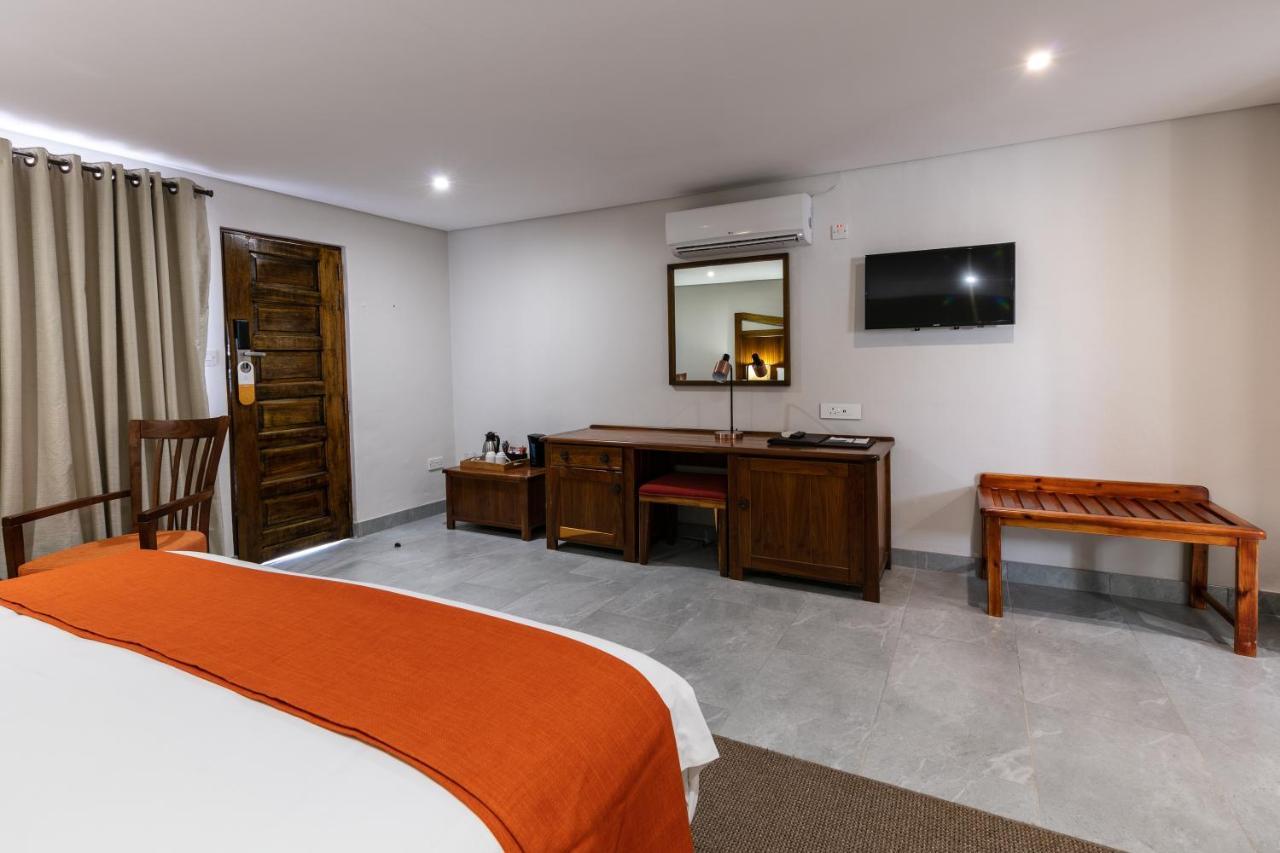 Cresta Jwaneng Hotel Exterior photo